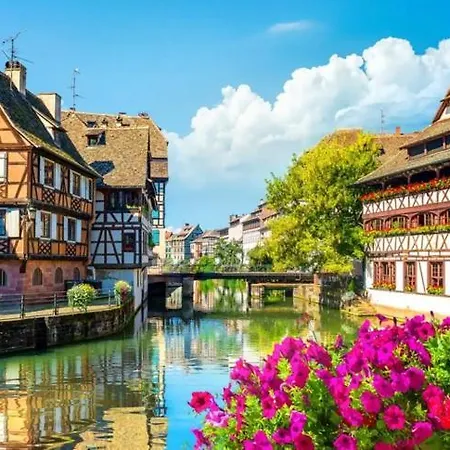 T2 - Tram Direct Strasbourg Centre En 11 Min - Parking Gratuit * Schiltigheim